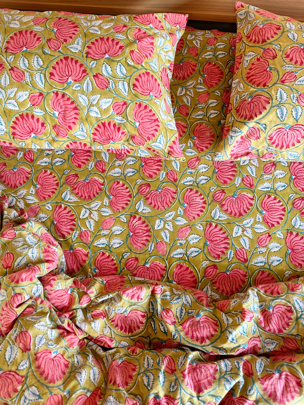 Zephyr Fitted Sheet image 0