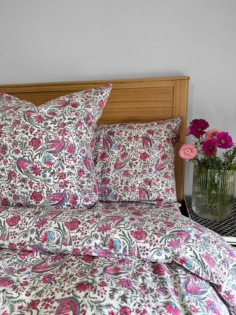 Iris Fitted Sheet