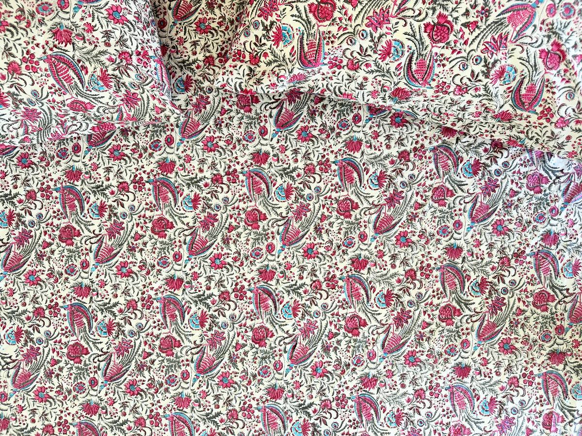 Iris Fitted Sheet image 0